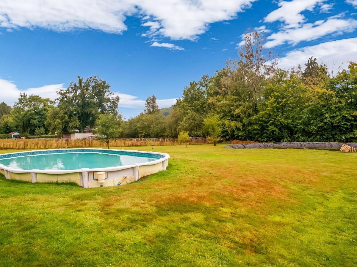 Splendid Villa In Sart Jalhay With Swimming Pool Нивезе Экстерьер фото
